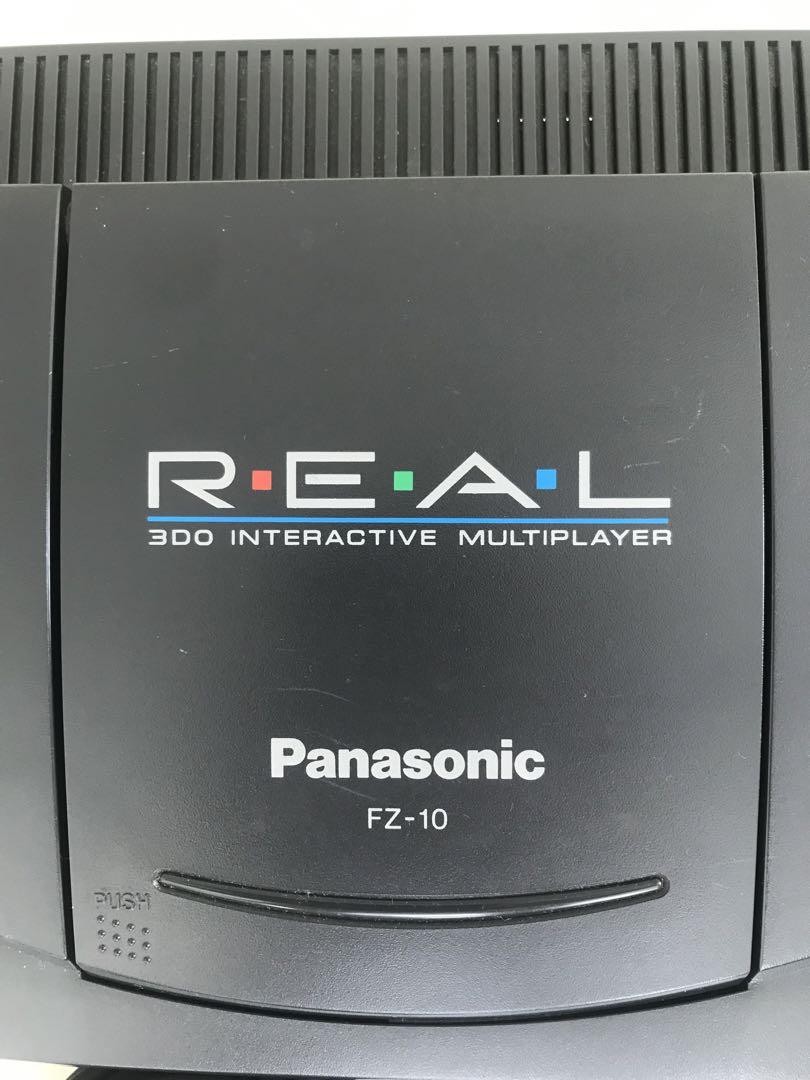 Panasonic REAL 3DO Console with Cables and 6 Game Software Lot