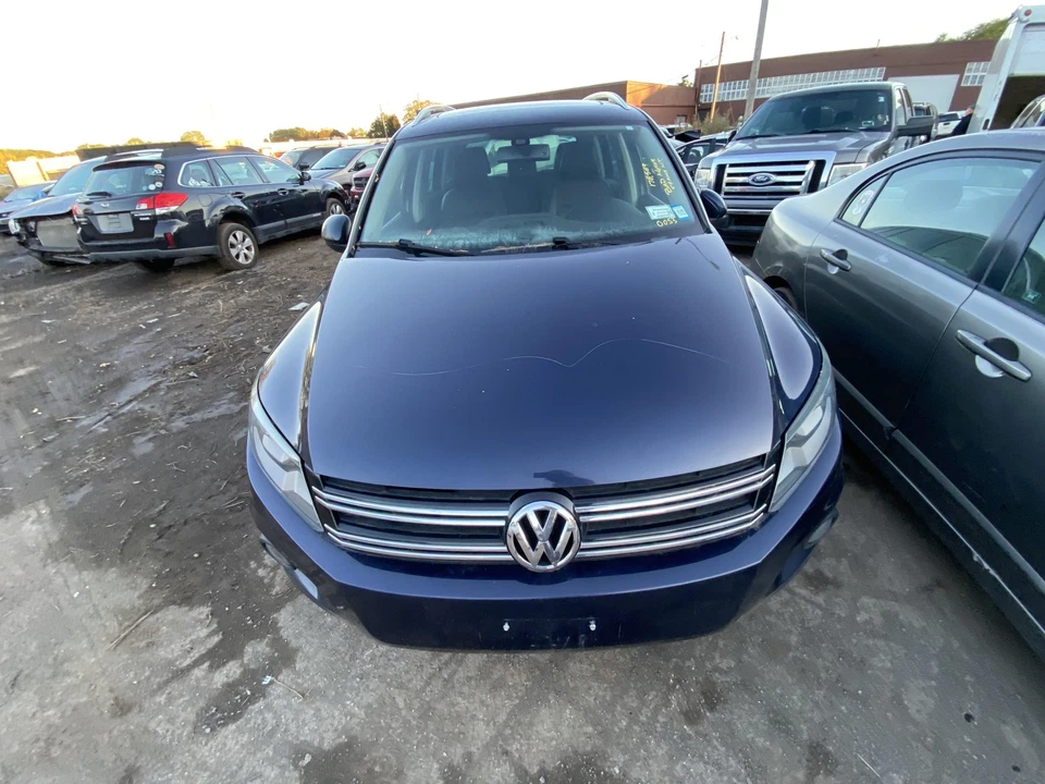 Used Air Cleaner Assembly fits: 2016 Volkswagen Tiguan 2.0 Grade B Foto 2 de 4