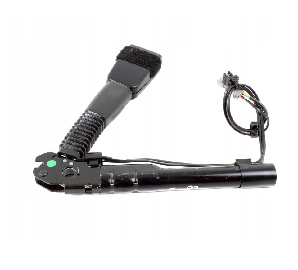 BMW 1 3 E81 E87 E90 E91 E92 Lower Seat Belt With Tensioner Left Side