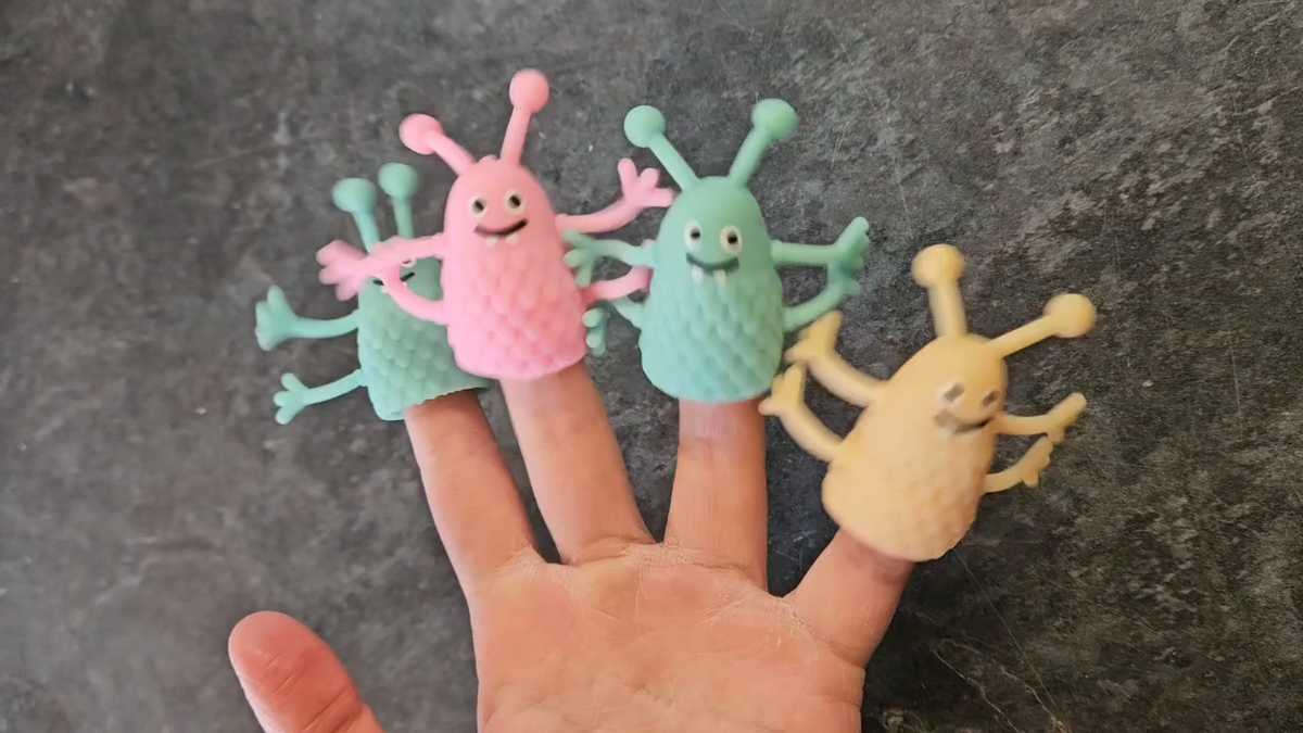 メディコム トイ SUPER REAL HAND PUPPET ALIEN メディコム トイ SUPER REAL HAND PUPPET ALIEN