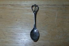 Vintage Souvenir Collector Spoon Sears Tower Chicago Illinois Charm 3 3/8