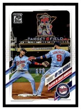 2021 Topps  #553 Twins® Up The Middle CL - Minnesota Twins