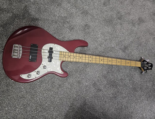 4 String Solid Body Bass Red Strap & Cable