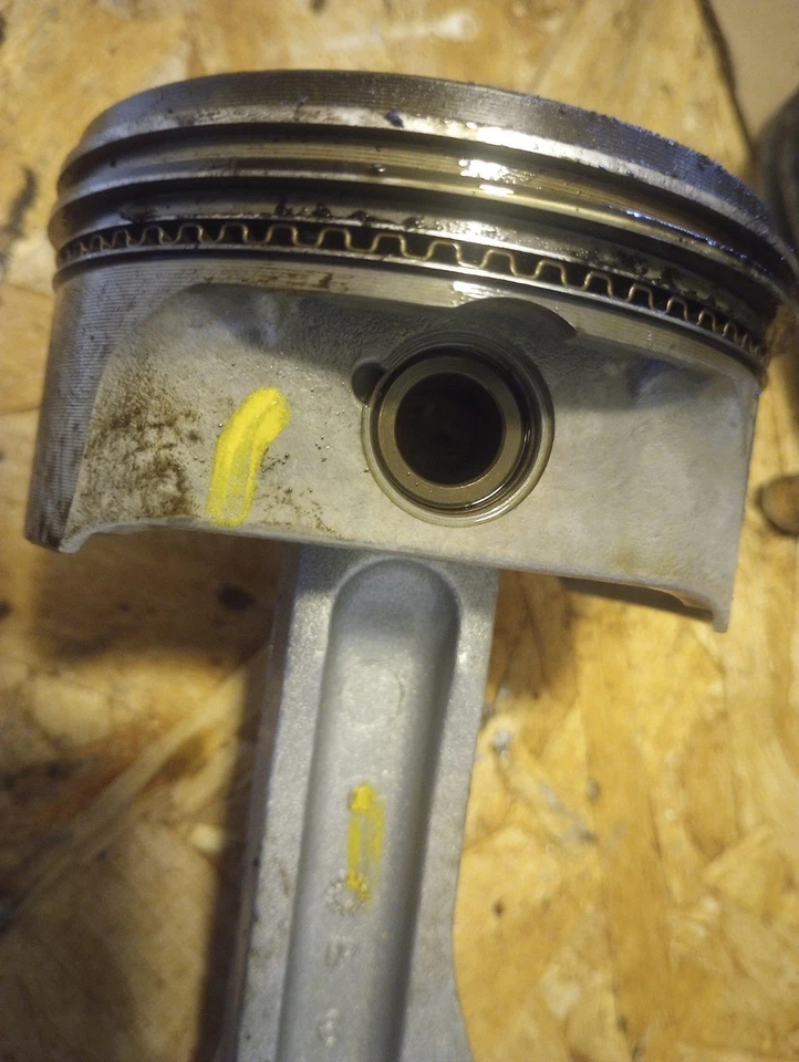 Tractor de jardín Craftsman 26 hp Kohler SV735 pistón y varilla de conexión Foto 3 de 4