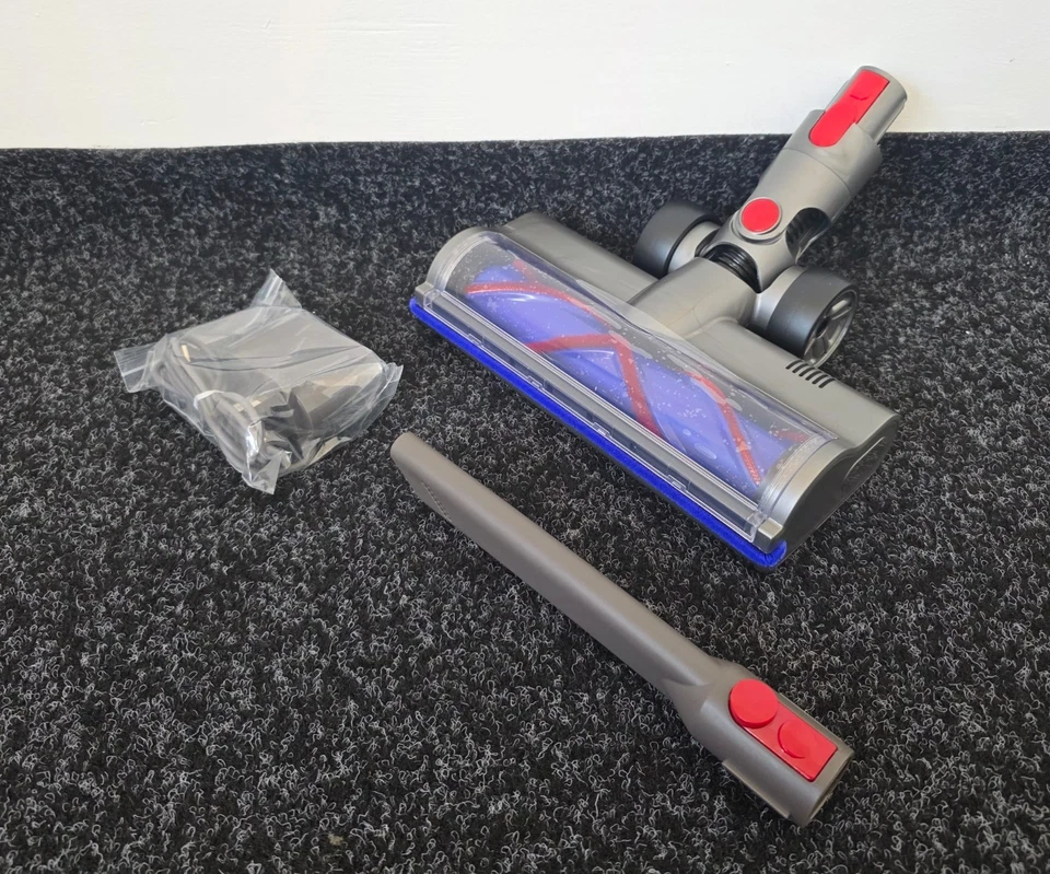 Reconditioned Dyson V8 Cordless handheld vacuum cleaner + New Floor Head - Image 4 of 4