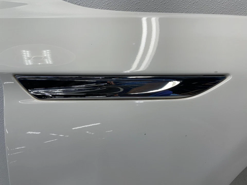 16 17 18 BMW 640i 650i F06 Right Pass Fender Shell Cover Panel White 1579 OEM - Image 4 of 4