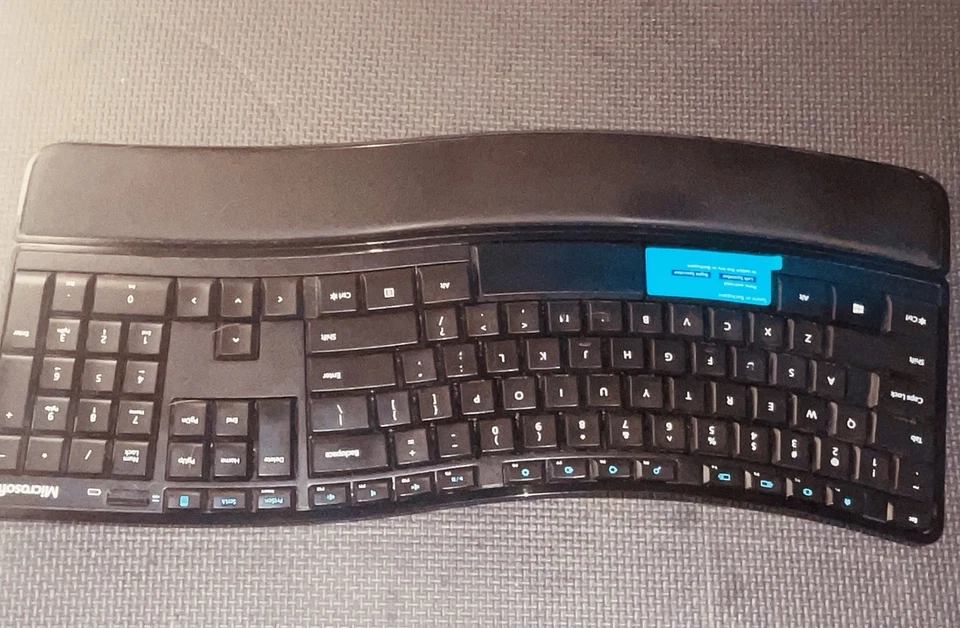 Microsoft Ergonomic Keyboard with Wrist Rest, Wireless Design - Image 2 of 4