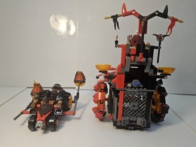 LEGO NEXO KNIGHTS: Jestro's Volcano Lair 70323 Evil Mobile 70316 Moltor's 70313