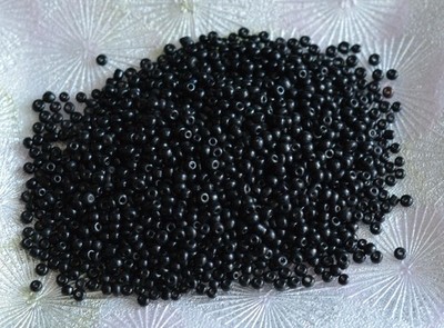 Antique Venetian 1800s Glossy Black Seed Beads , African Trade, 15bpi, 7g