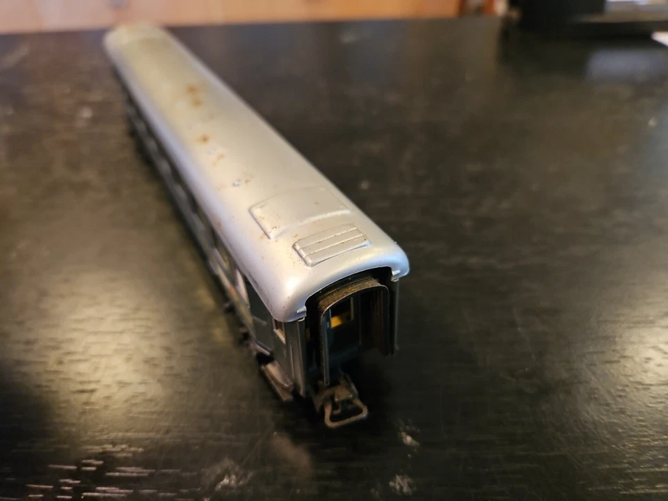 MARKLIN HO GUAGE PASSENGER CAR - Image 2 of 4