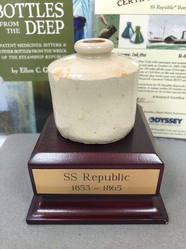 Botella de tinta de cerámica para naufragio SS Republic 1853-1865 artefacto genuino con certificado de autenticidad - Imagen 2 de 9
