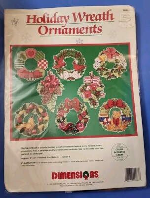 Vtg Dimensions Holiday Wreath Ornaments Kit Barbara Mock Design Christmas 