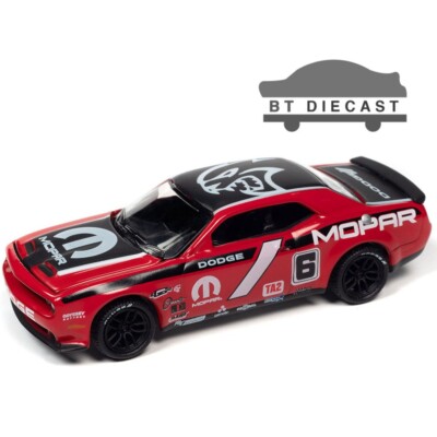 AUTOWORLD 2019 DODGE CHALLENGER SRT HELLCAT MOPAR 1/64 DIECAST RED CP7943