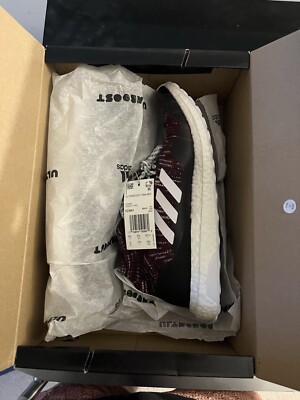 Patrick Mahomes Ultra Boost DNA Mid X Pe Size 9 mens