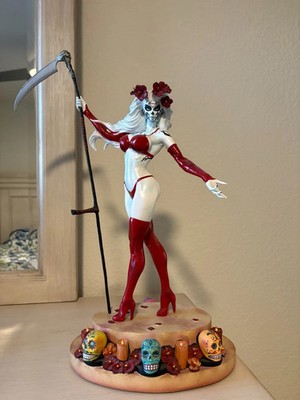 Lady Death La Muerta Statue Red 0241/1000 by CS Moore Studio