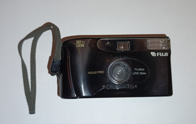 Fuji DL-25 Point and Shoot