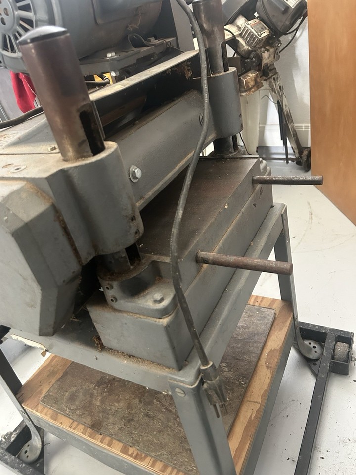 Delta 12” Portable Planer No. 22-650 12”x5.9” 230 VPhase 1 15A With ...