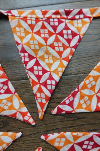 red Handmade Indian wedding cotton Sari Bunting Flags Garden metres SKU18502 - Picture 5 of 9