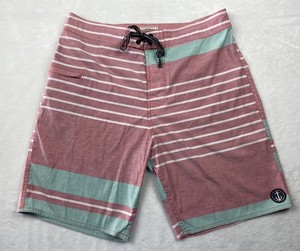 captain fin shorts