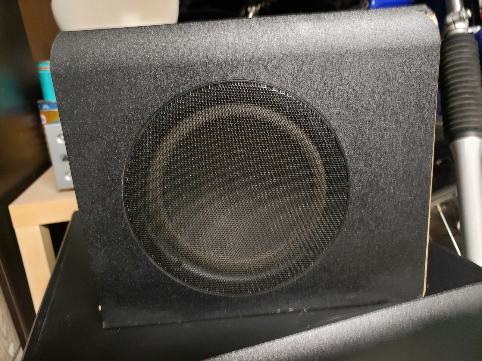 advent powered subwoofer