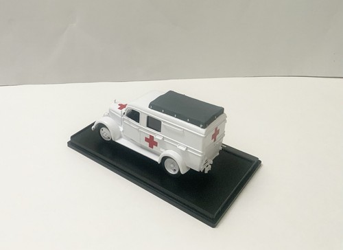 1/43 1935 Mercedes Bens L 1500E (Ktz31) ambulance bus handmade by Vlad Models - Picture 5 of 8