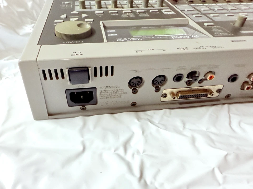 Roland VS-840 Digital Studio Workstation Used, Power-On Tested 2 ZIP Disks - Image 3 of 4