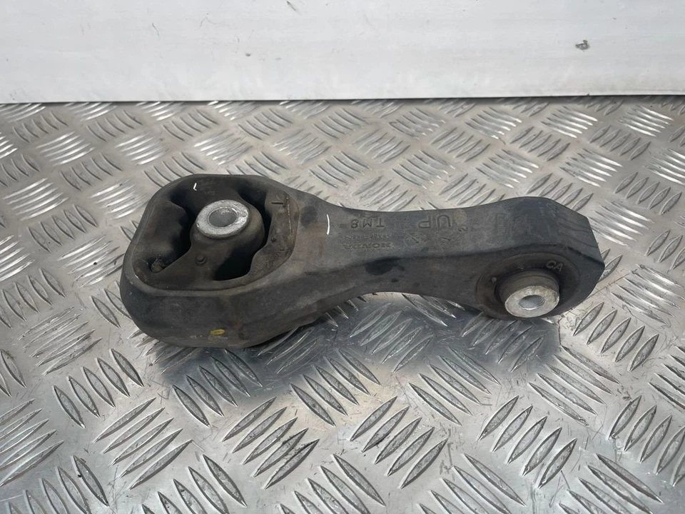 Honda Insight 2010 Petrol / electricity kW Engine mount bracket PA66GF50 LIQ8253 - Image 4 of 4