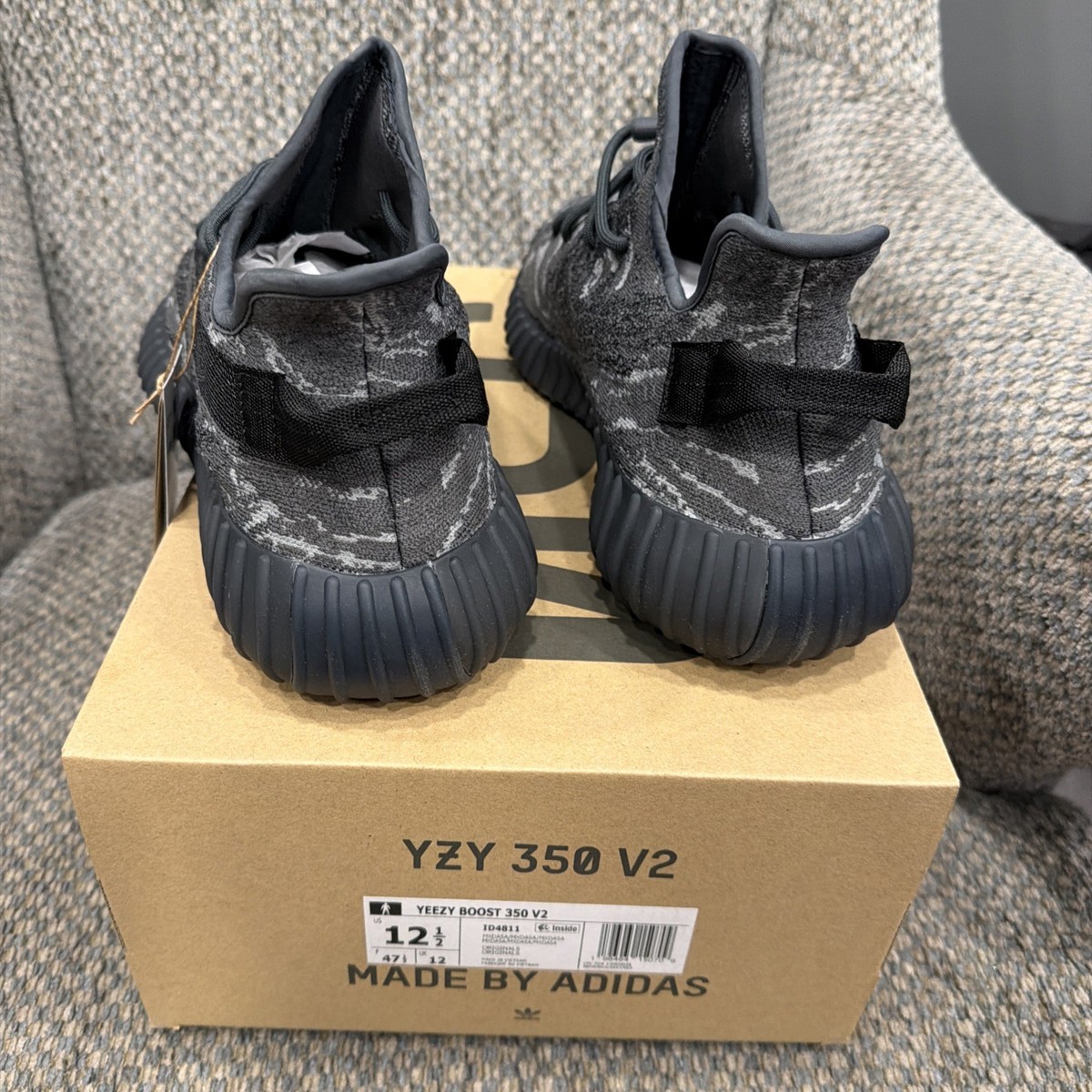 ID4811 adidas Yeezy Boost 350 V2 MX Dark Salt Grey Black Marble