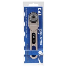 Przecinarka rolkowa KAI mini (28 mm / taupe) z przezroczystą nasadką zwinną wokół rogów