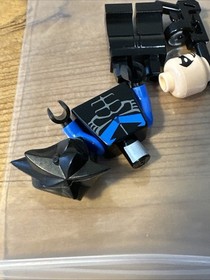New LEGO Batman Nightwing Minifigure bat015 7785 w/ Accessories! 10/10 Condition