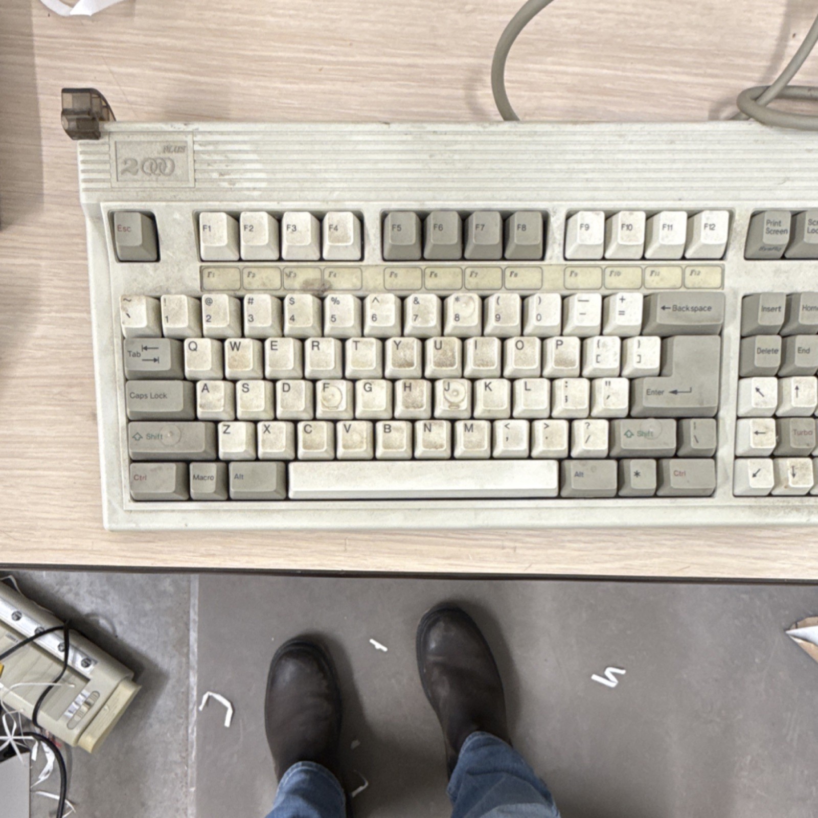 Focus FK-2000 PLUS Vintage Computer Keyboard FCC ID E5Q4Y Vi