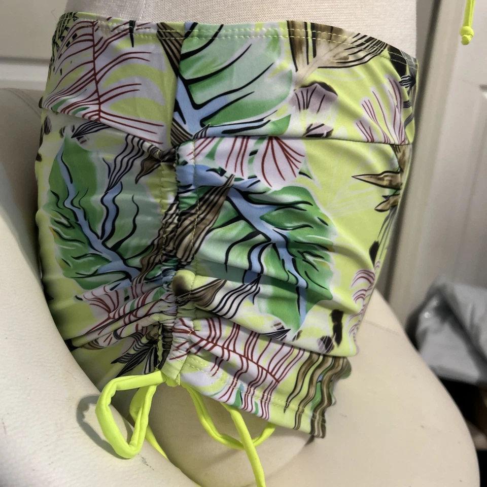 Traje de baño de dos piezas verde lima para mujer talla XL Foto 3 de 4