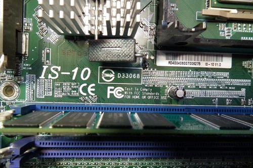 ABIT IS-10 V1.0 Socket 478 Intel i865G Motherboard + CPU 2.80GHz +1Gb +I/O - Picture 2 of 10