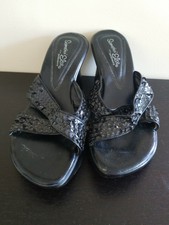 skechers somethin else sandals