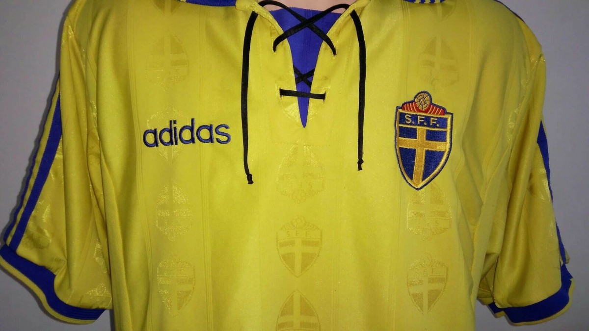 adidas スウェーデン代表 1998年ホームシャツ Lサイズ Football shirt soccer FC Sweden Home 1998/1999 Jersey Adidas
