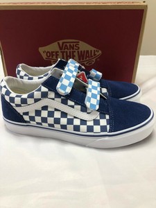 checkered navy vans