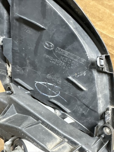 2010 2011 Mazda 3 driver side Foglight Left Bumper Lamp Fog Oem Trim Cover - Picture 16 of 20