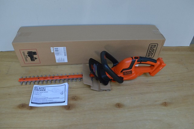 black and decker cordless hedge trimmer 40v