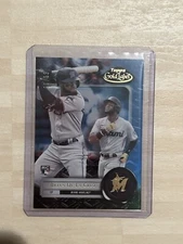 2022 Topps Gold Label Black #65 Bryan De La Cruz (RC) /99 SSP Rookie