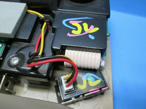 10-13 Suzuki Kizashi Overhead Dome Light Assembly Bluetooth sunroof switch OEM - Picture 7 of 9