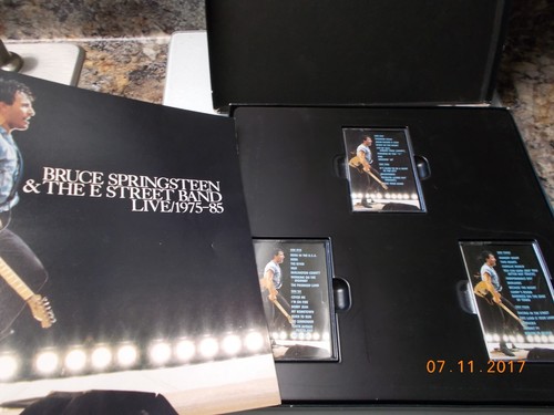Bruce Springsteen Live 75-85 Box Set w/ Booklet, Complete, Very Good+ Condition - Picture 4 of 11
