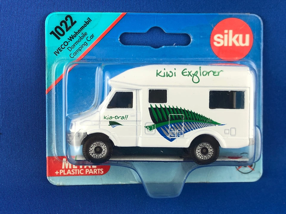 Siku 1022 IVECO-Wohnmobil Dormobile Camping Car Metal Diecast Models Collection - Image 2 of 4