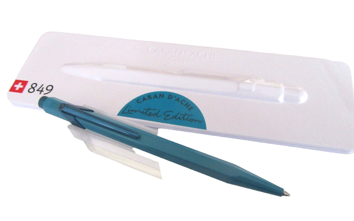 Stylo Caran d'Ache 849 Bleu pour Carnet de Notes et Bureau - Édition Spéciale MX278C