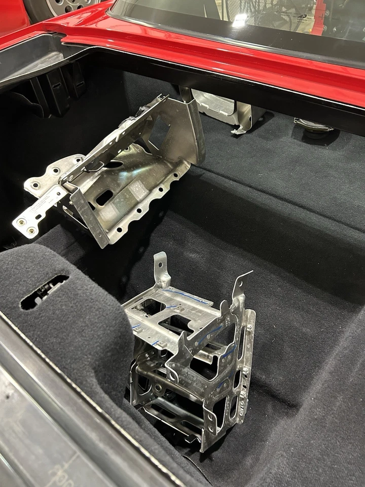 车身外壳 底盘 框架 原始设备制造商 雪佛兰 Corvette C5 2003 Z06 On 4 轮推车 — 第 2/4 张图片