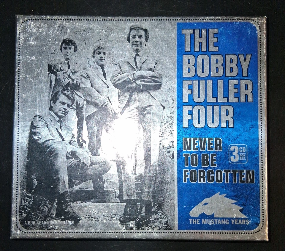 BOBBY FULLER FOUR Never To Be Forgotten - набор компакт-дисков 3 диска с книгой больше не издающийся - Изображение 2 из 4