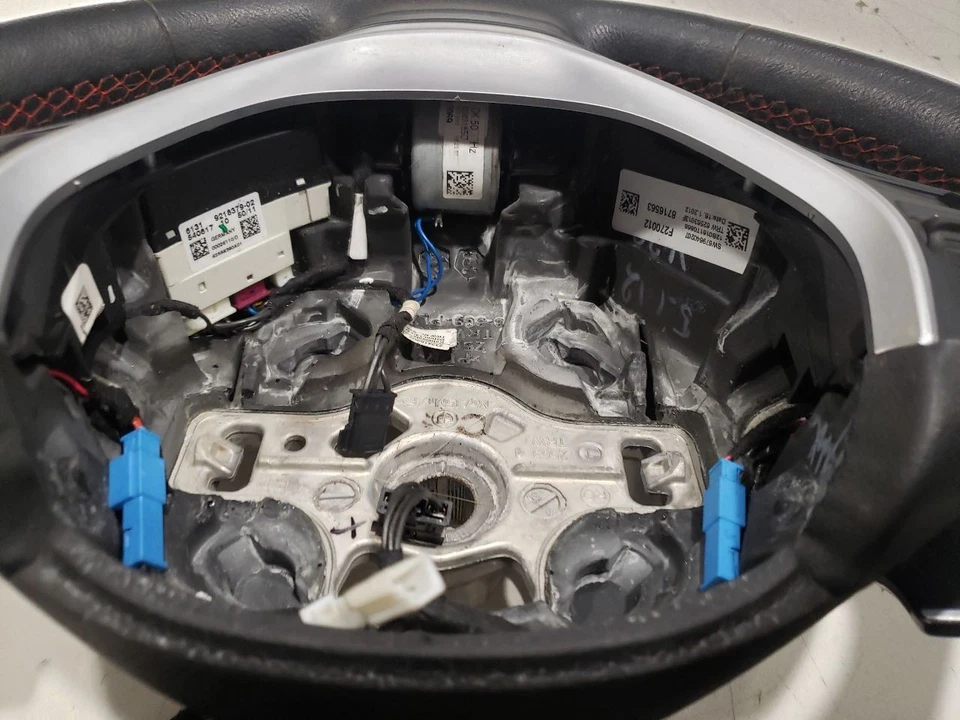 2012 BMW 335i F30 - Steering Wheel with Paddle Shifters - OEM - Image 4 of 4