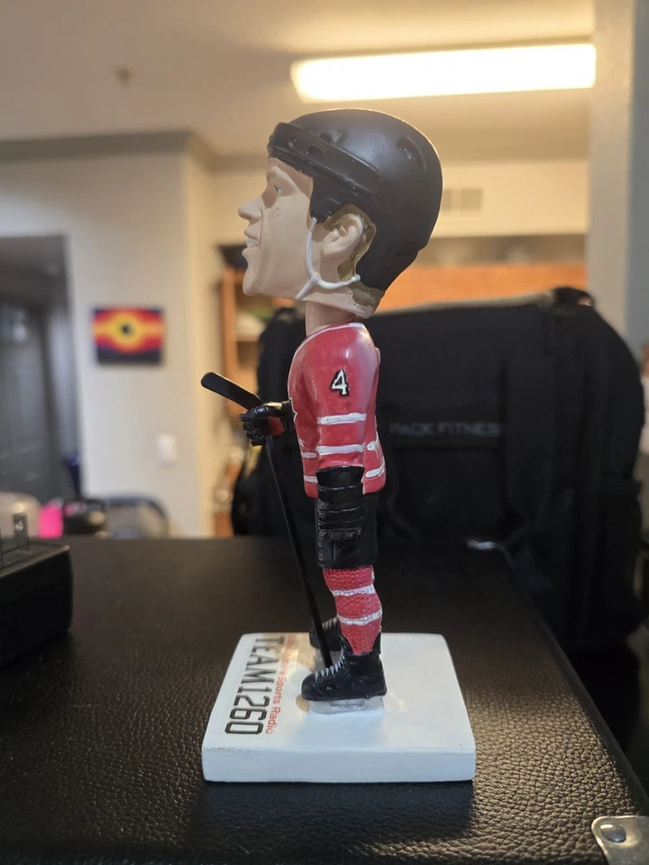 TAYLOR HALL TEAM CANADA BOBBLEHEAD Edmonton Oil Kings Oilers Devils Coyotes Foto 2 de 4