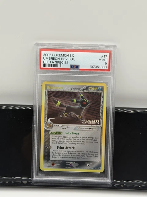 Pokemon TCG Umbreon EX Delta Species 17/113 Reverse Holo PSA 9 2005 ENG