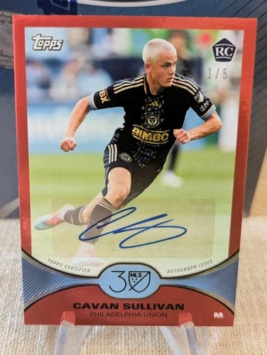 2025 Topps MLS 30th Anniversary Cavan Sullivan Rookie RC Red Auto 1/5 Buchstütze!