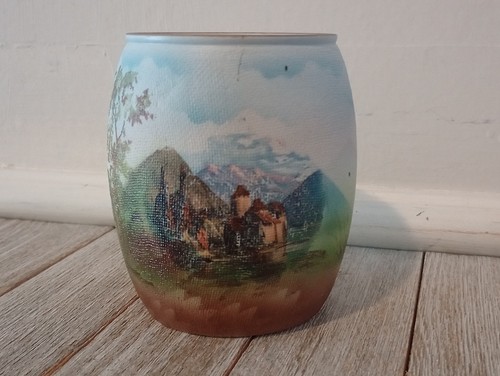 Antiker Chateau de Chillon Schloss Souvenir bemalter Becher Made in Bavaria